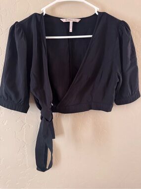 BCBGeneration Black Wrap Crop Top with Puff Sleeves